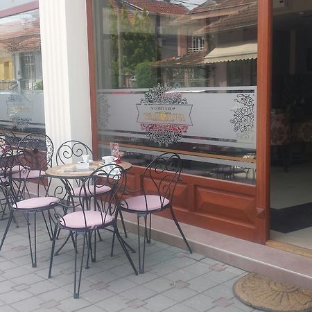 Garni Hotel Tema Nova Čačak Esterno foto