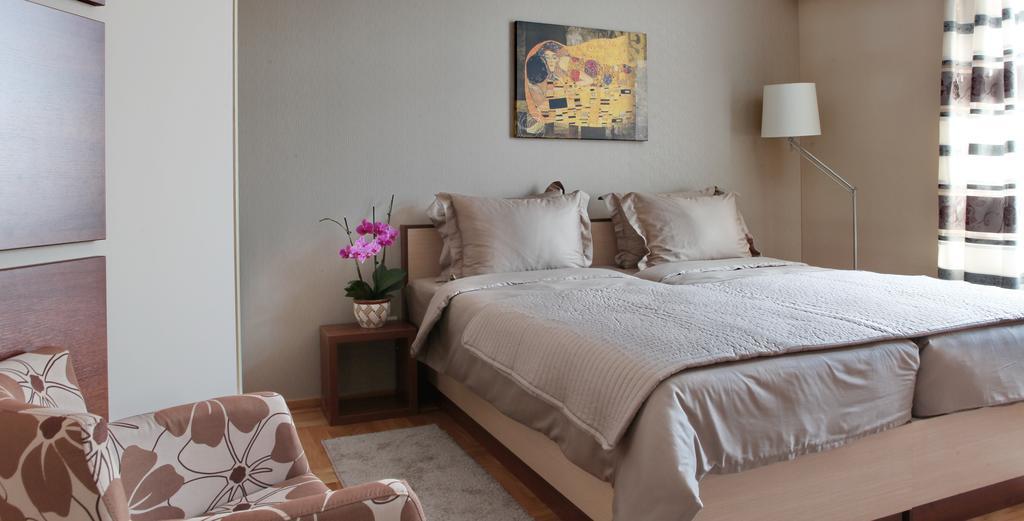 Garni Hotel Tema Nova Čačak Esterno foto