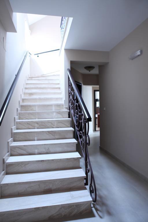 Garni Hotel Tema Nova Čačak Esterno foto