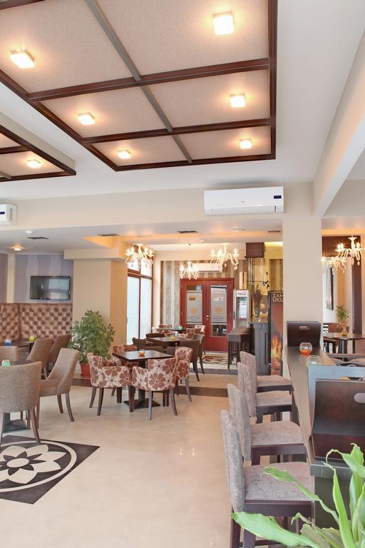 Garni Hotel Tema Nova Čačak Esterno foto