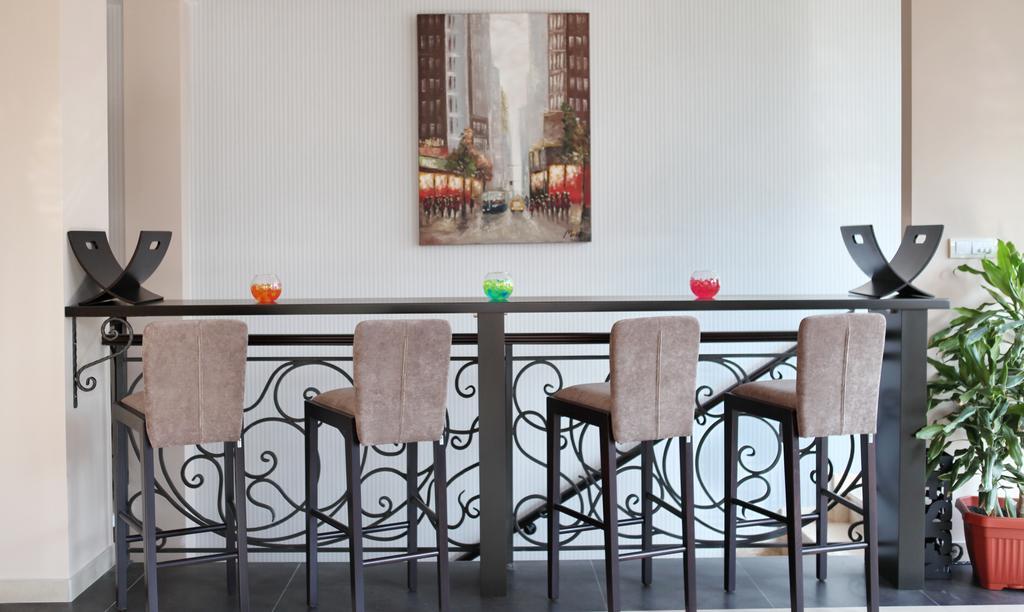 Garni Hotel Tema Nova Čačak Esterno foto