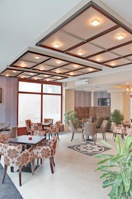 Garni Hotel Tema Nova Čačak Esterno foto