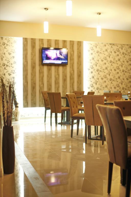 Garni Hotel Tema Nova Čačak Esterno foto